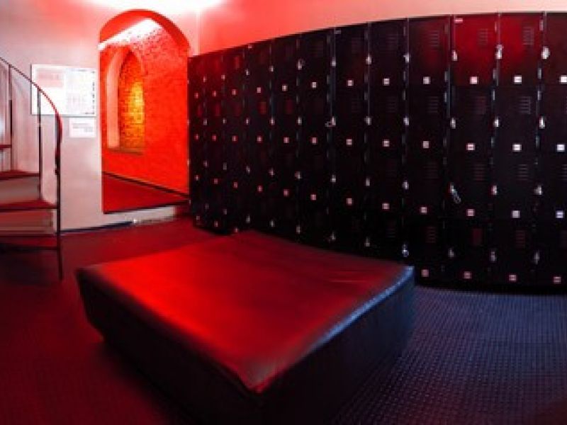 ?p=image&amp;src=%7B%22file%22%3A%22images%2Fapoio%2Fcasa%2F07 Our House - See the house of the Wild Gay Sauna